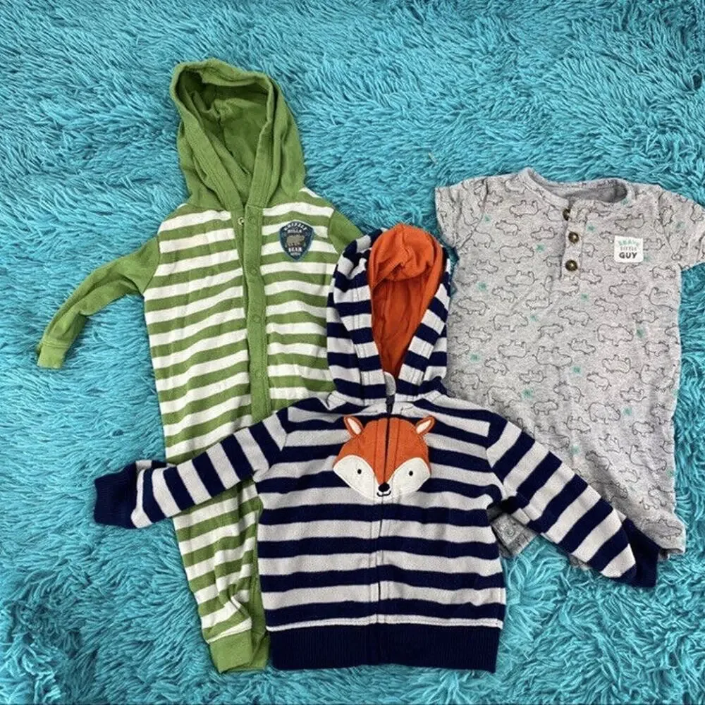 3 pc. Carter’s Hoodie, sweatshirt, fox, rhino, bear Shorts Bodysuit Bundle. 6 Mo
